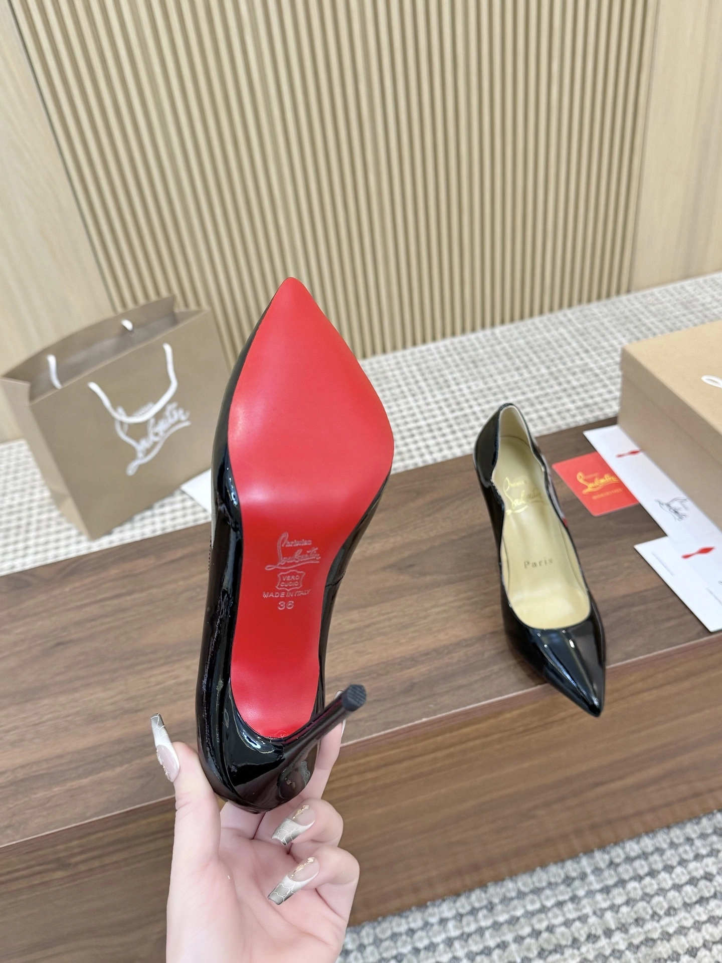 TH--8ou2ou 1190911BK01 cowhide sheepskin Heel height：10.5CM item:ET-X541K2516